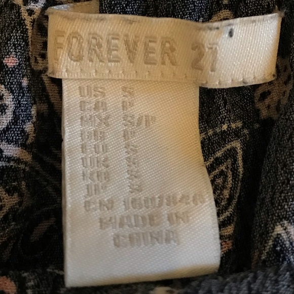 Forever 21 Black and Pink Cap Sleeve Crop Top - Picture 10 of 10